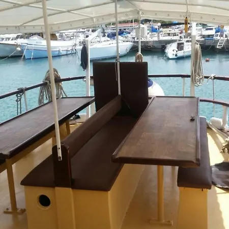 Wooden Ship Orao * 스플리트